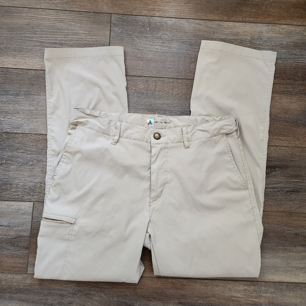 Union Bay Tech men's dockers pants size 36x32 in khaki